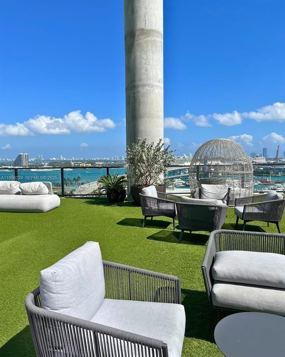 398 NE 5th Street 1619, Miami, FL 33132 photo 7