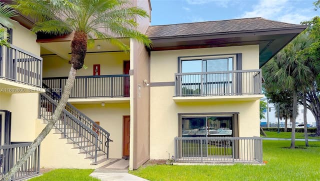 7915 SW 86th Street 705, sold in Kings Creek West Condo Bl, Miami, FL