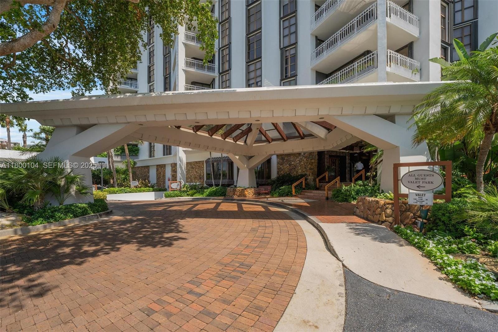 4000 Towerside Terrace 1403, Miami, FL 33138 photo 2
