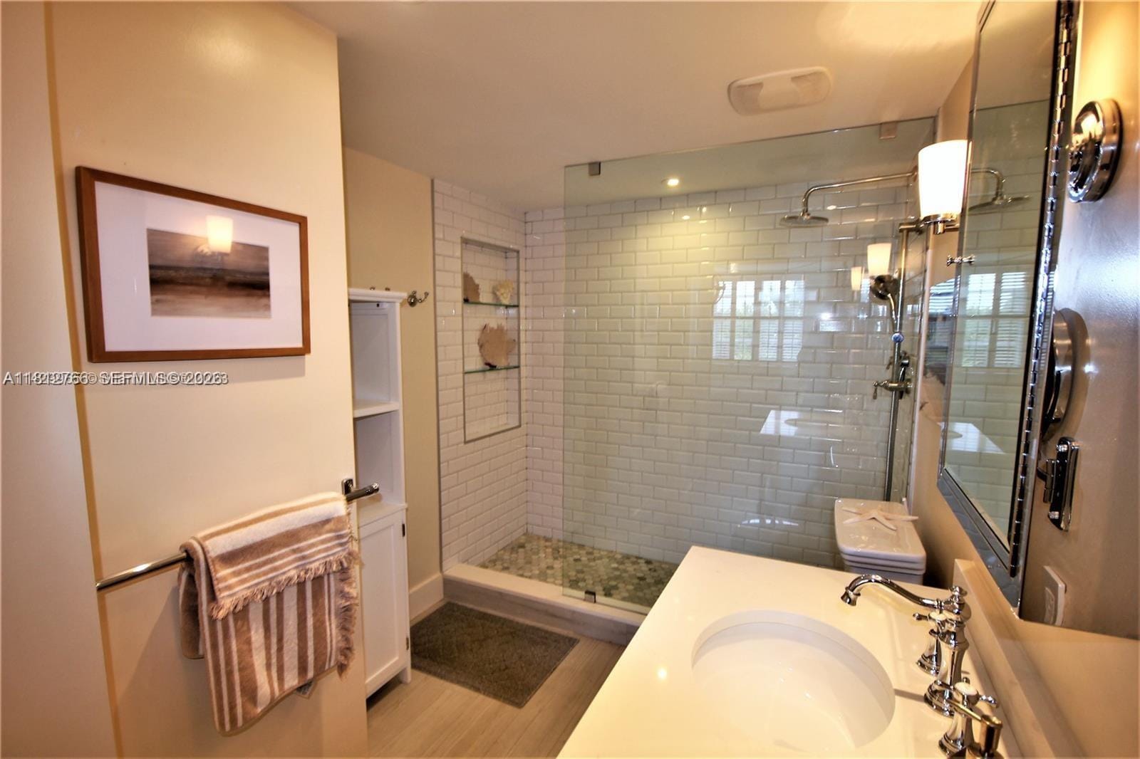 5161 Collins Avenue 315 — photo 11