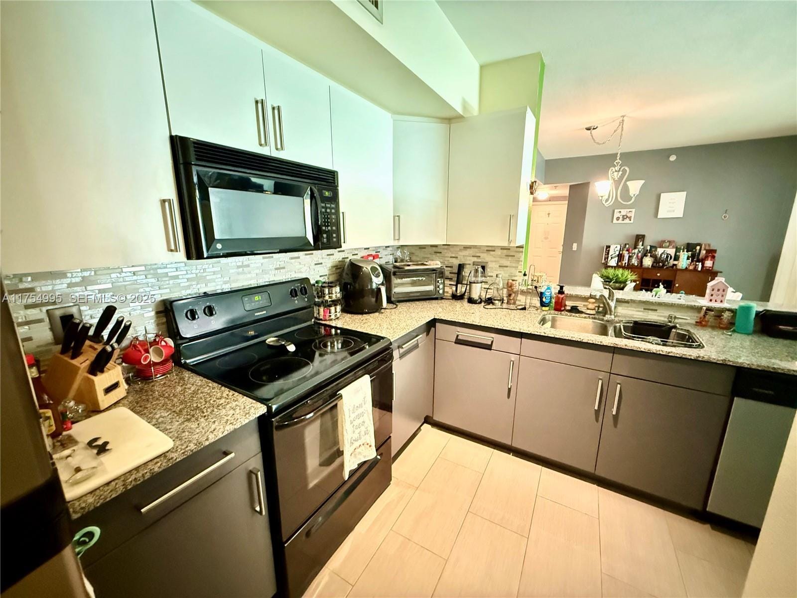 2586 Centergate Drive 104, Miramar, FL 33025 photo 4