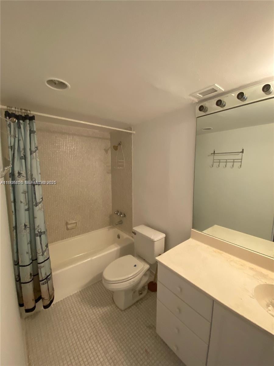 19390 Collins Avenue 217 — photo 10