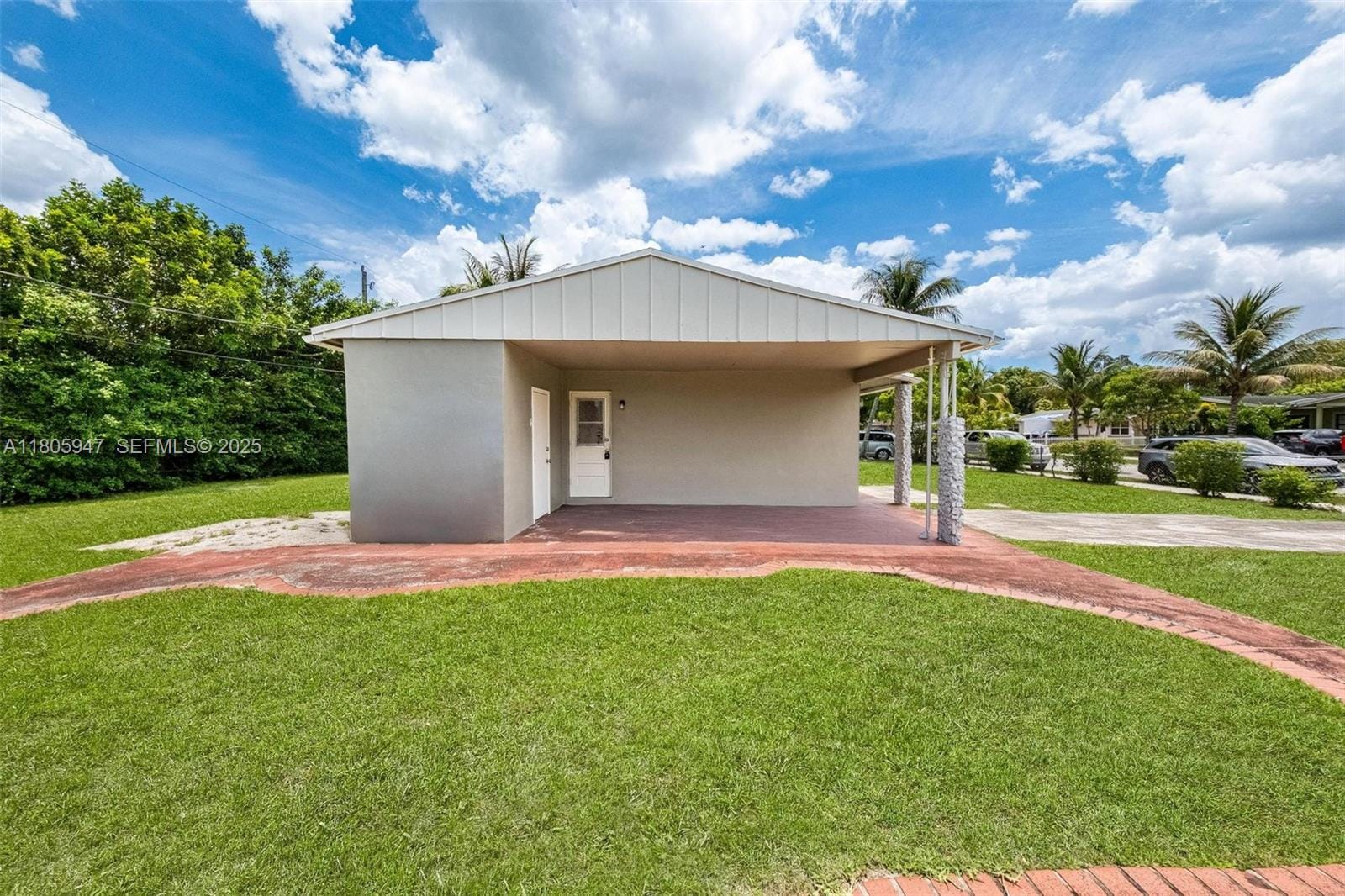 6871 SW 18th Street, North Lauderdale, FL 33068 photo 5