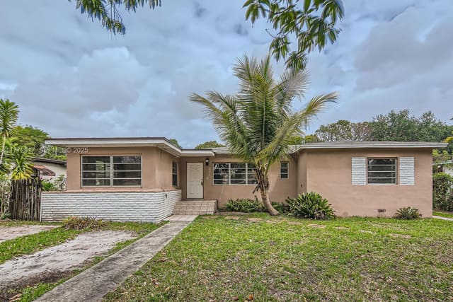 251 NW 149th Street, Miami, FL 33168