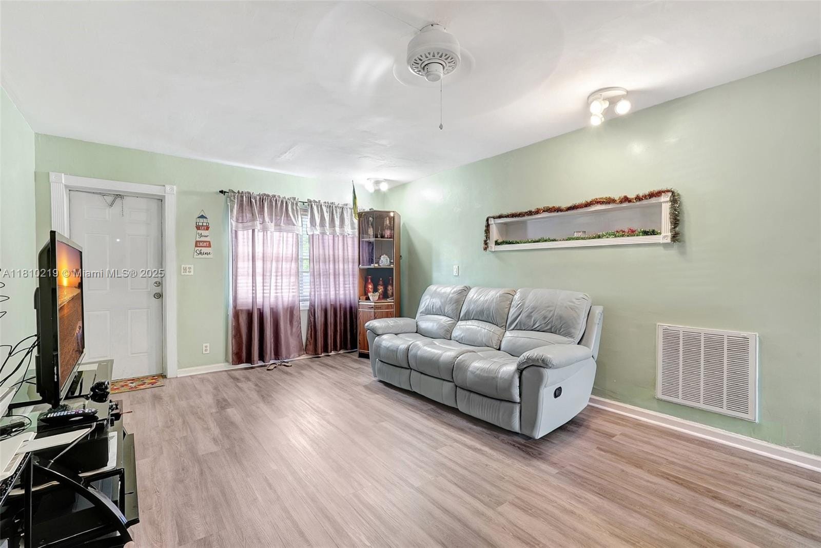 2609 Arthur Street — photo 7