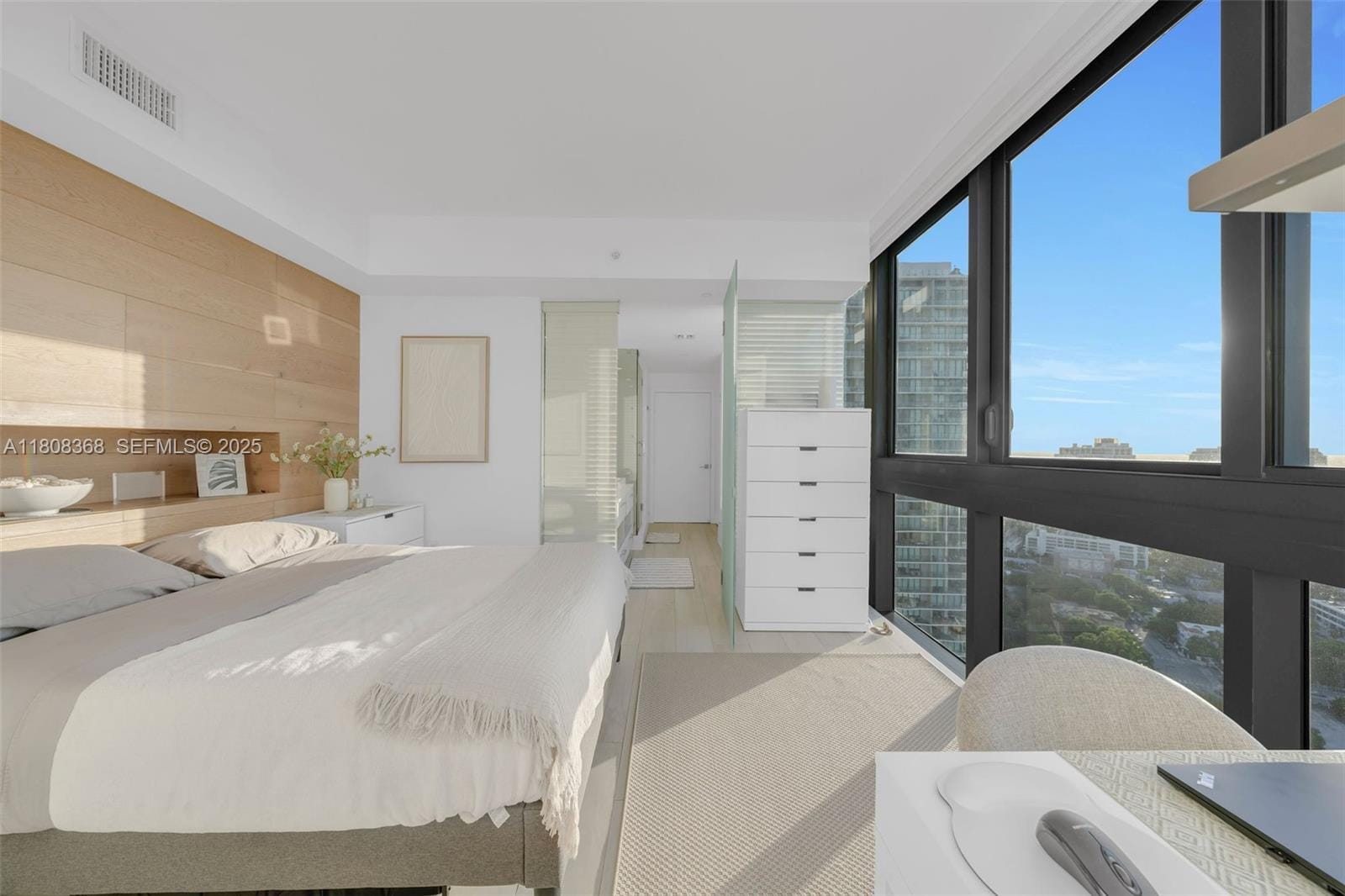 650 NE 32nd Street 3708, Miami, FL 33137 photo 15
