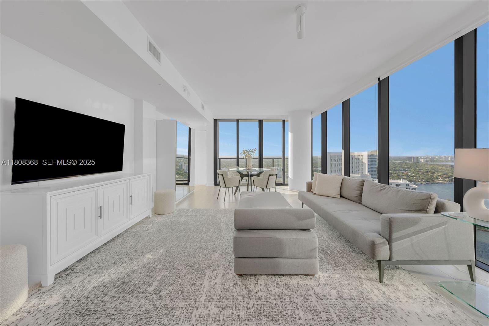 650 NE 32nd Street 3708, Miami, FL 33137 photo 4