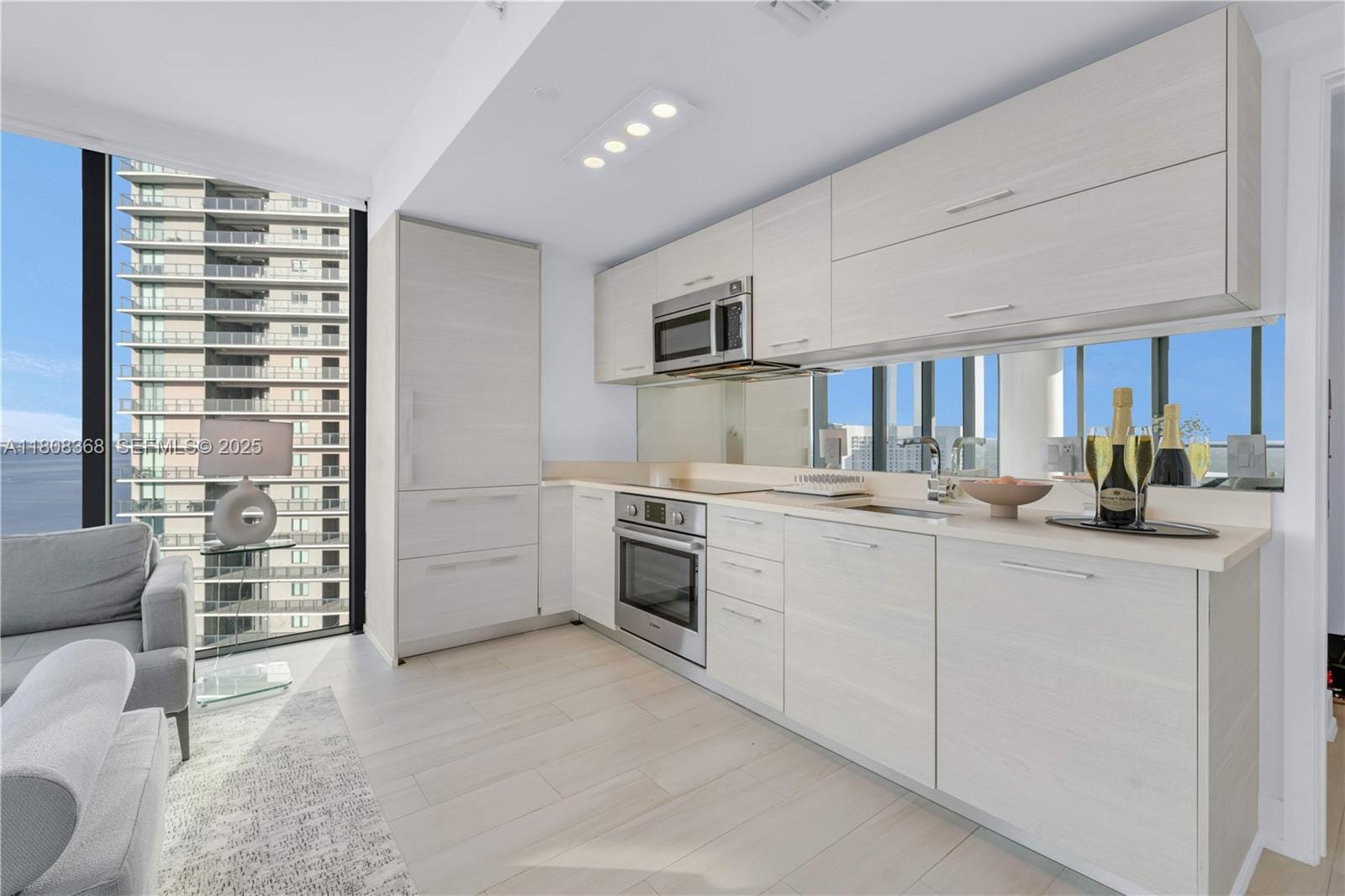 650 NE 32nd Street 3708, Miami, FL 33137 photo 8