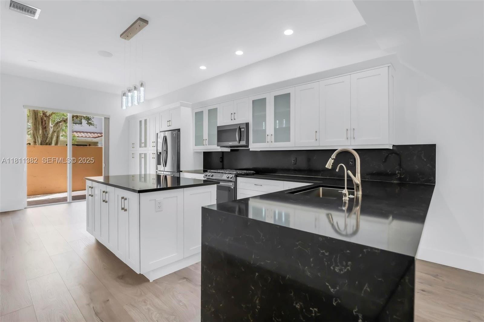 3040 NW 126 Avenue, Sunrise, FL 33323 photo 6