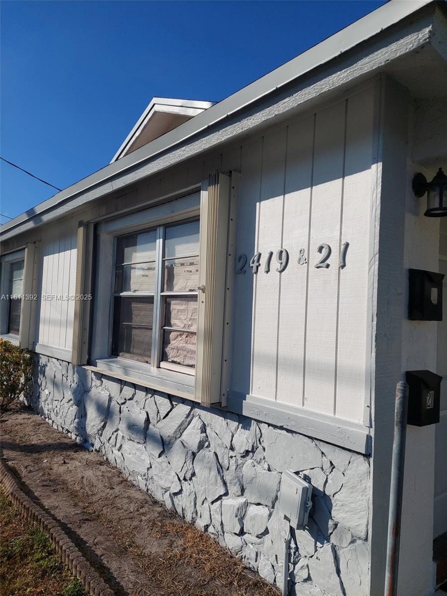 2419-2421 Johnson Street, Hollywood, FL 33020 photo 2