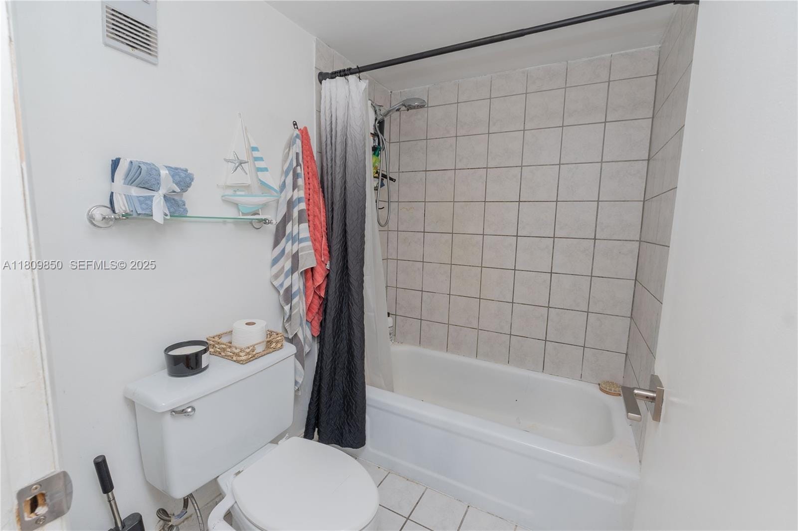665 NE 195th Street 419, Miami, FL 33179 photo 13