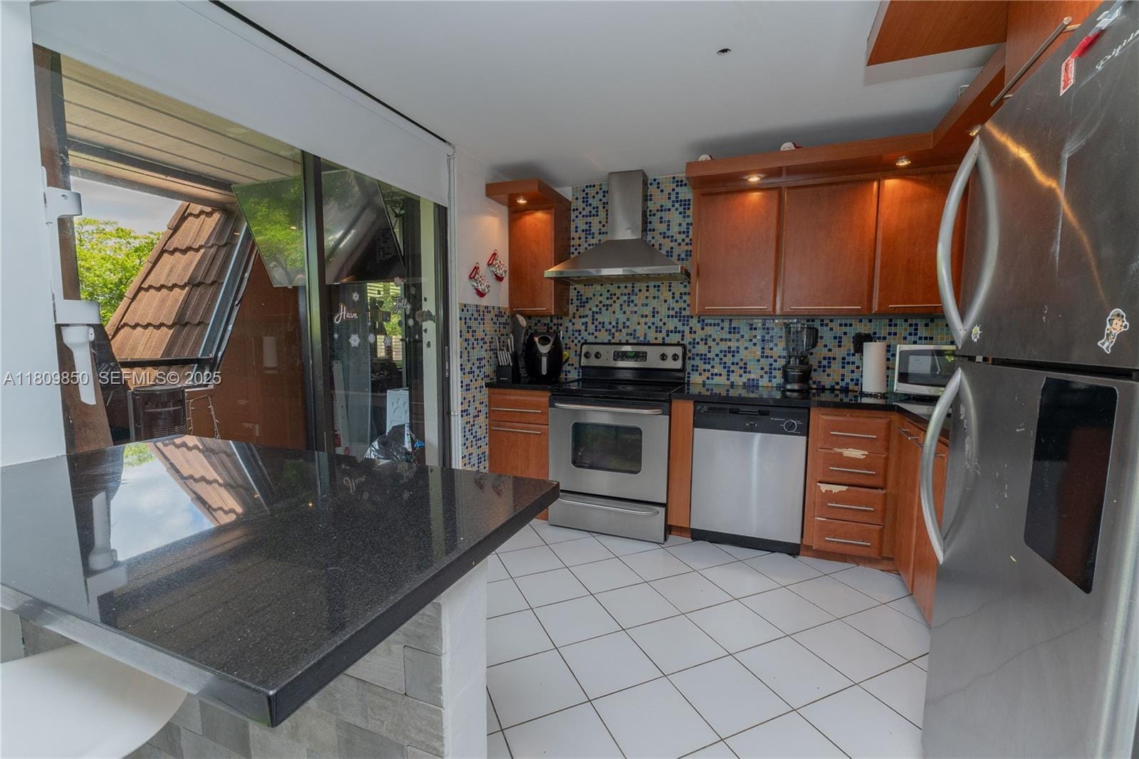 665 NE 195th Street 419, Miami, FL 33179 photo 23