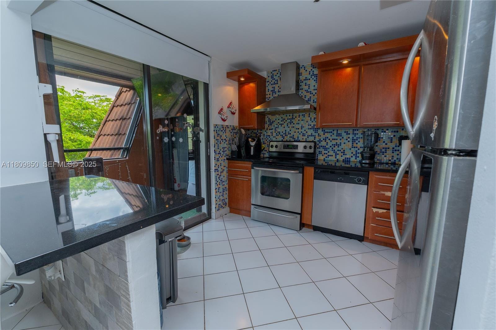 665 NE 195th Street 419, Miami, FL 33179 photo 26