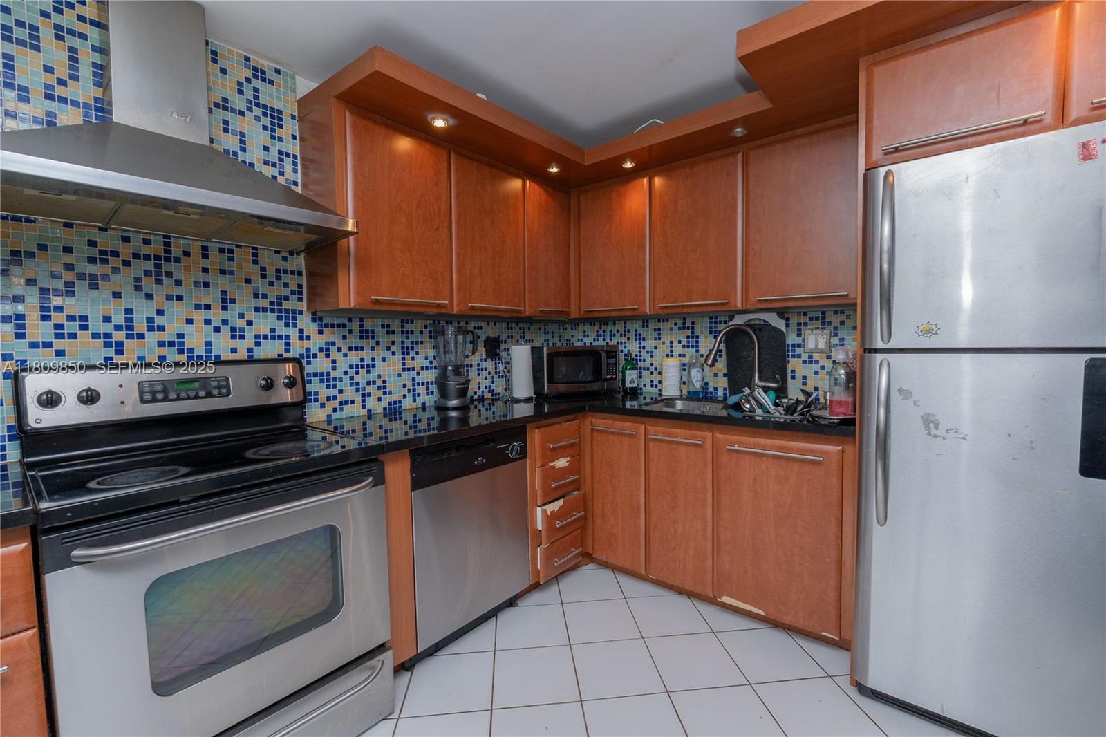665 NE 195th Street 419, Miami, FL 33179 photo 27