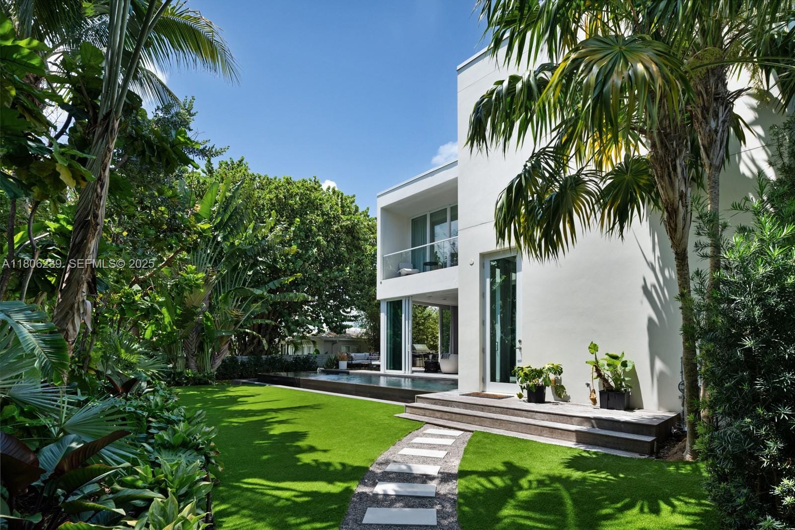 4700 N Meridian Avenue, Miami Beach, FL 33140 photo 6