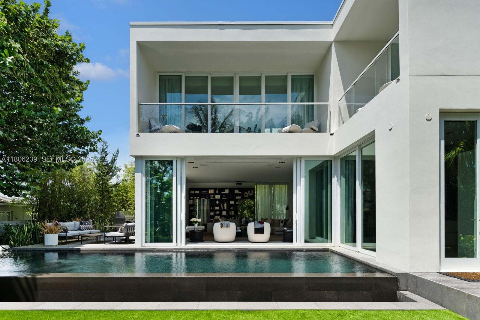 4700 N Meridian Avenue, Miami Beach, FL 33140 photo 9