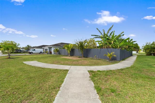 32004 SW 199th Court, sold in Oakwood Grove, Homestead, FL