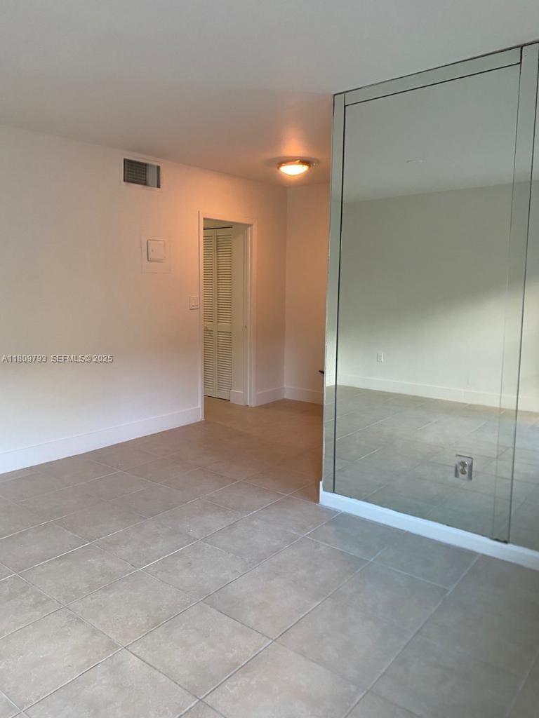 1975 NE 135th Street 2D — photo 12
