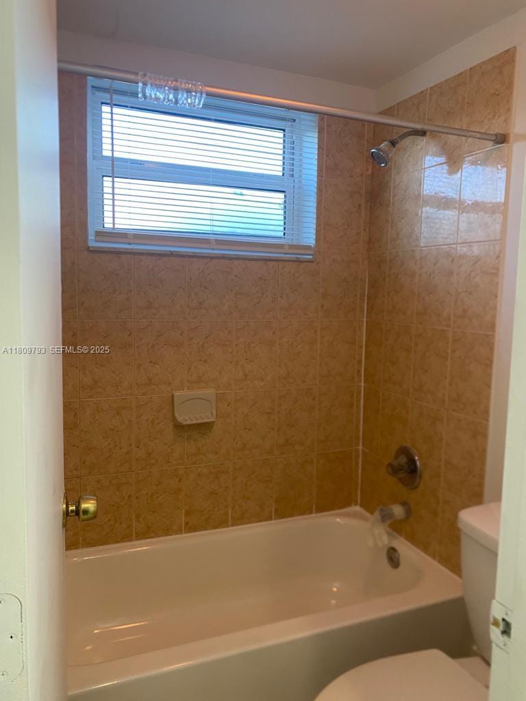 1975 NE 135th Street 2D, North Miami, FL 33181 photo 13