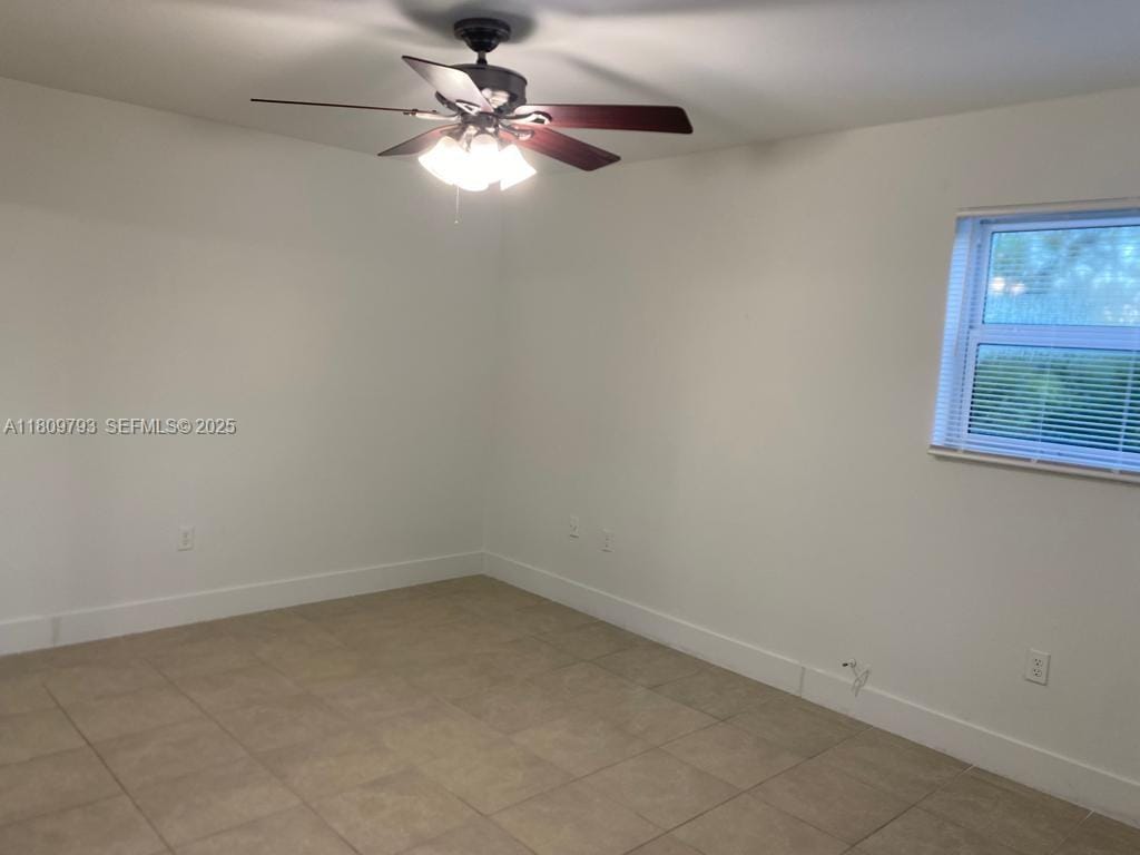 1975 NE 135th Street 2D, North Miami, FL 33181 photo 14