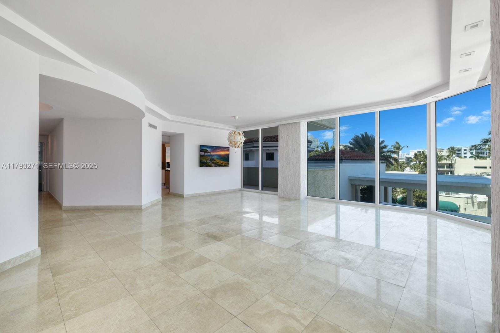 300 S Pointe Drive 405, Miami Beach, FL 33139 photo 13