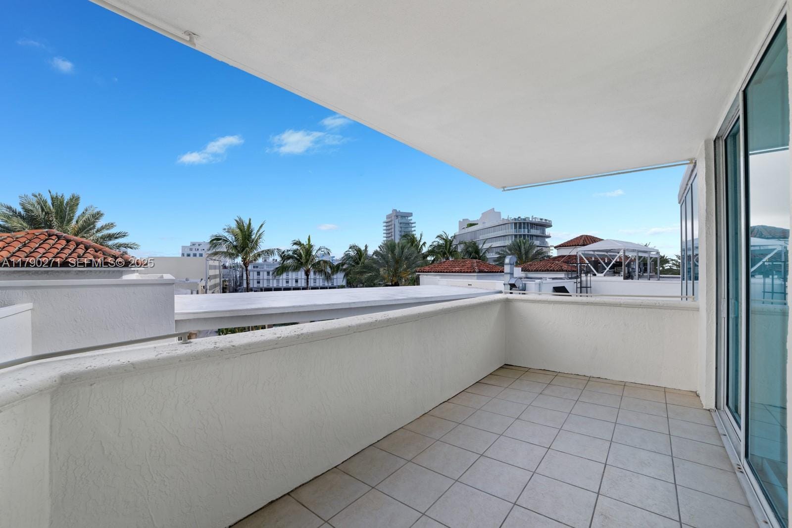 300 S Pointe Drive 405, Miami Beach, FL 33139 photo 23