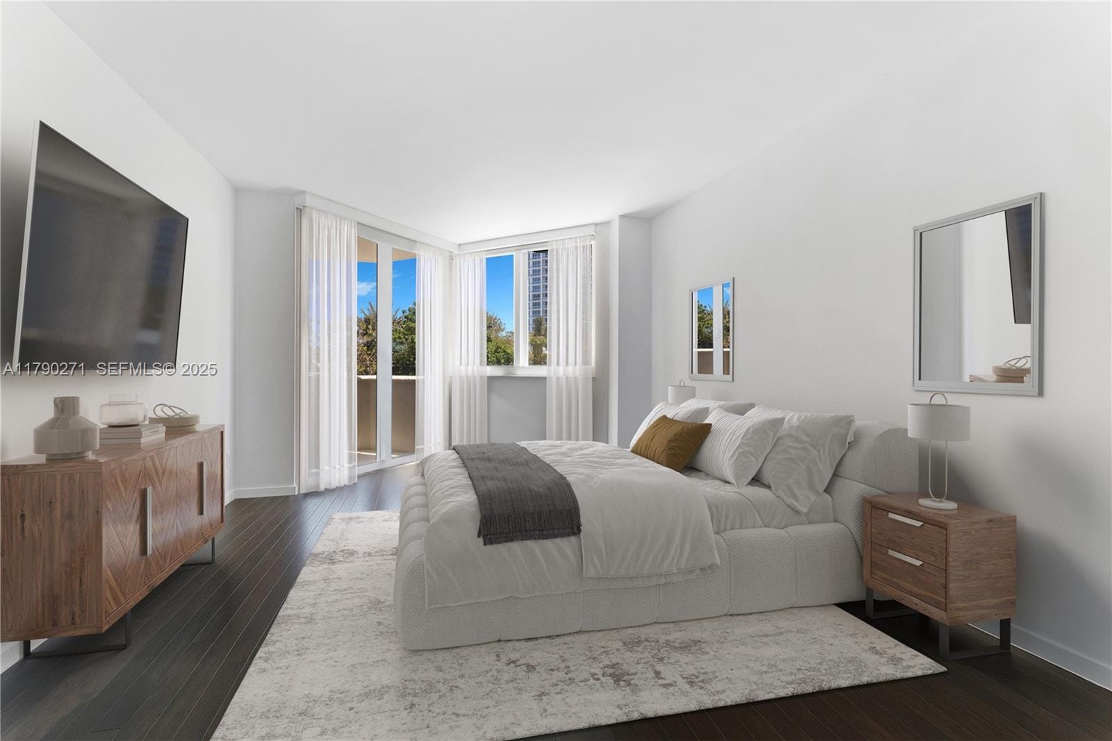 300 S Pointe Drive 405, Miami Beach, FL 33139 photo 4