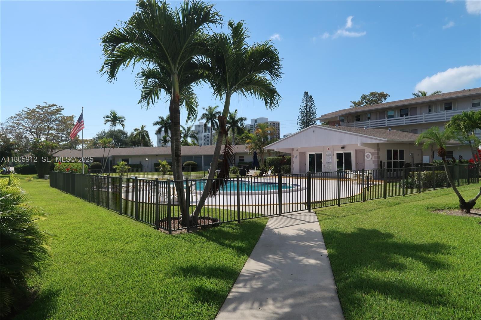 700 Layne Boulevard 112, Hallandale Beach, FL 33009, Hallandale Beach