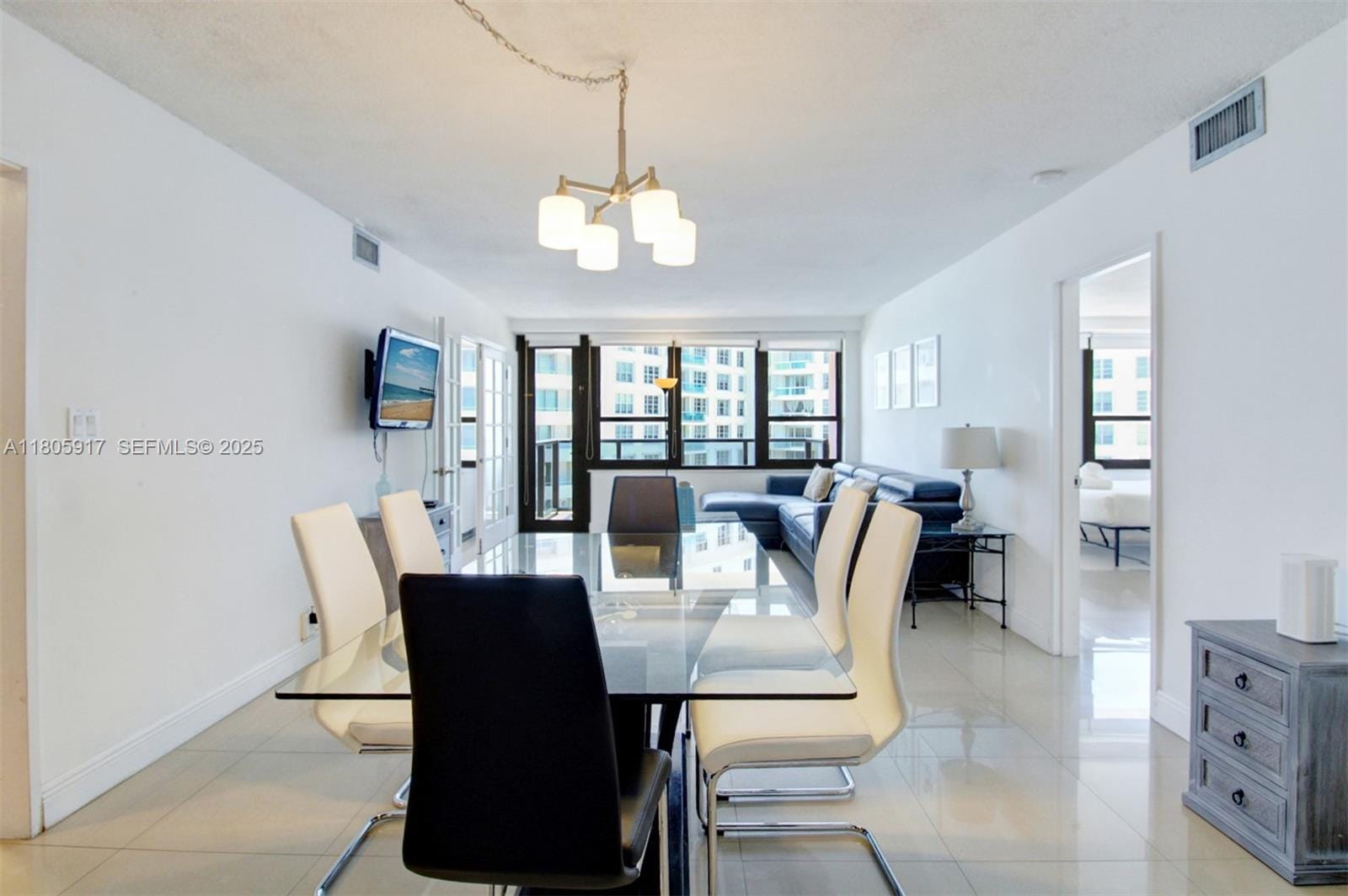 5225 Collins Avenue 1409, Miami Beach, FL 33140 photo 4
