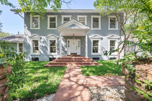 415 Tivoli Avenue, Coral Gables, FL 33143