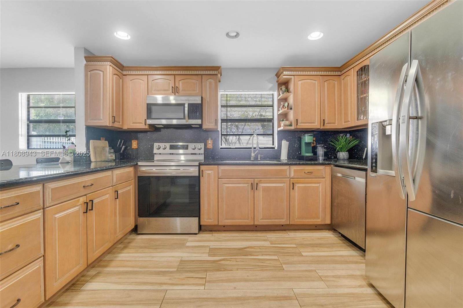 2412 Raleigh Street — photo 11