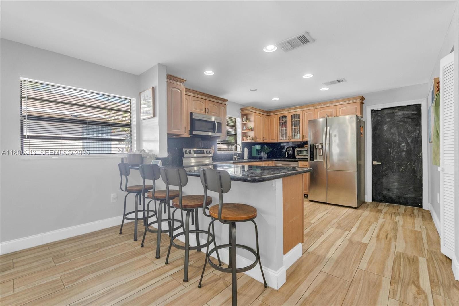 2412 Raleigh Street — photo 7