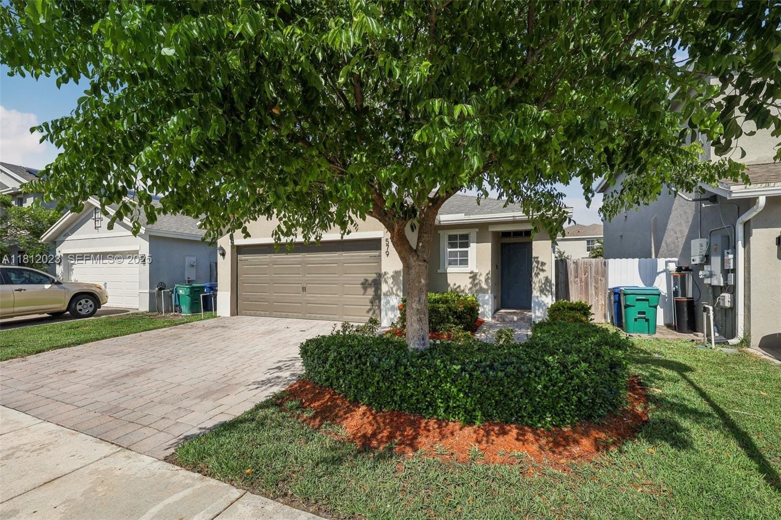 579 NE 6th Place, Florida City, FL 33034