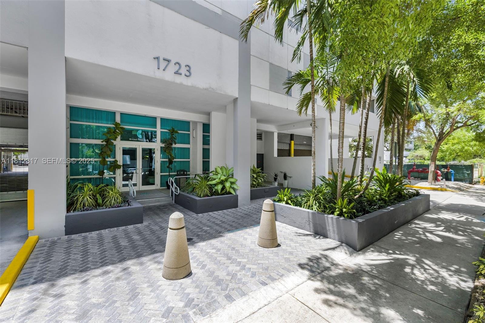 1723 SW 2nd Avenue 502, Miami, FL 33129 photo 28