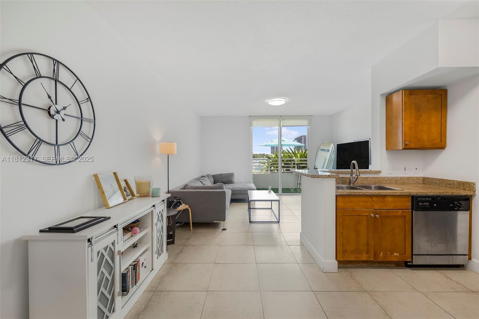 1723 SW 2nd Avenue 502, Miami, FL 33129 photo 4