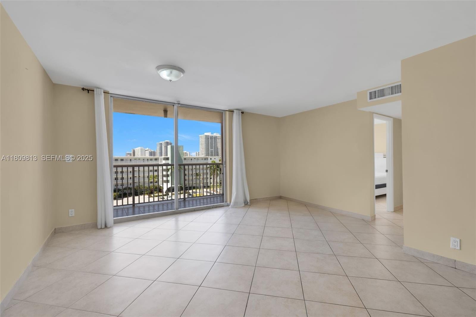 3161 S Ocean Drive 607, Hallandale Beach, FL 33009 photo 1