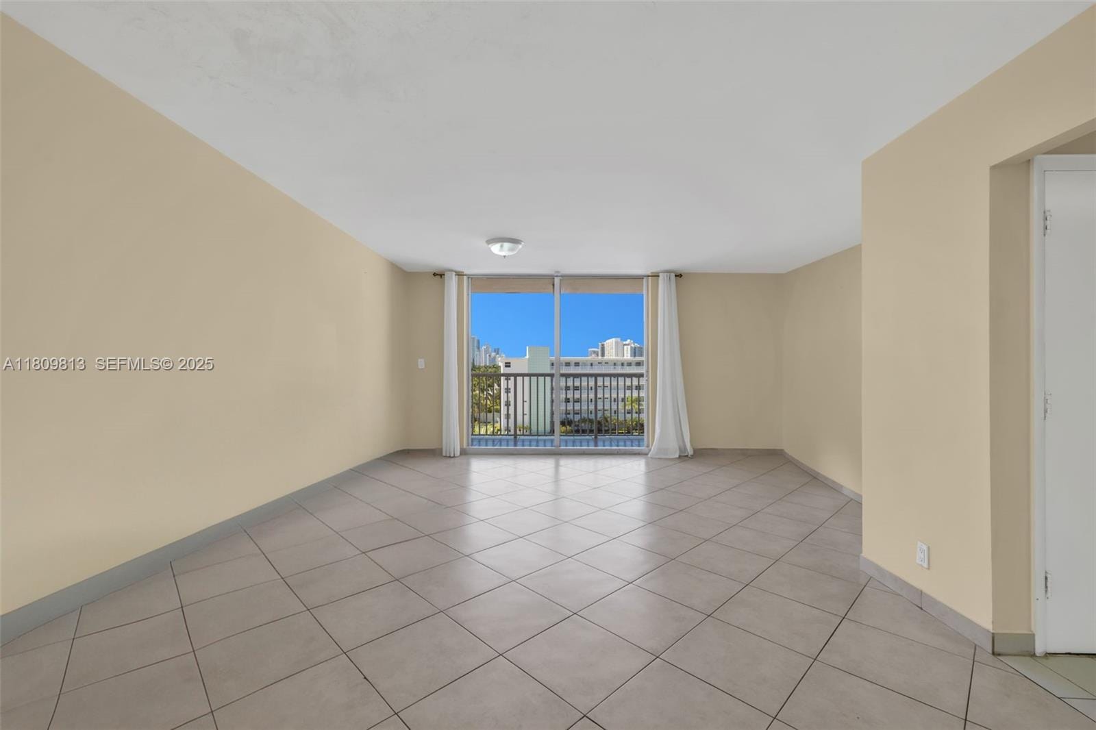 3161 S Ocean Drive 607, Hallandale Beach, FL 33009 photo 4