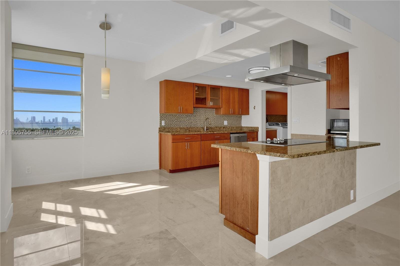 5660 Collins Avenue 15B, Miami Beach, FL 33140 photo 3