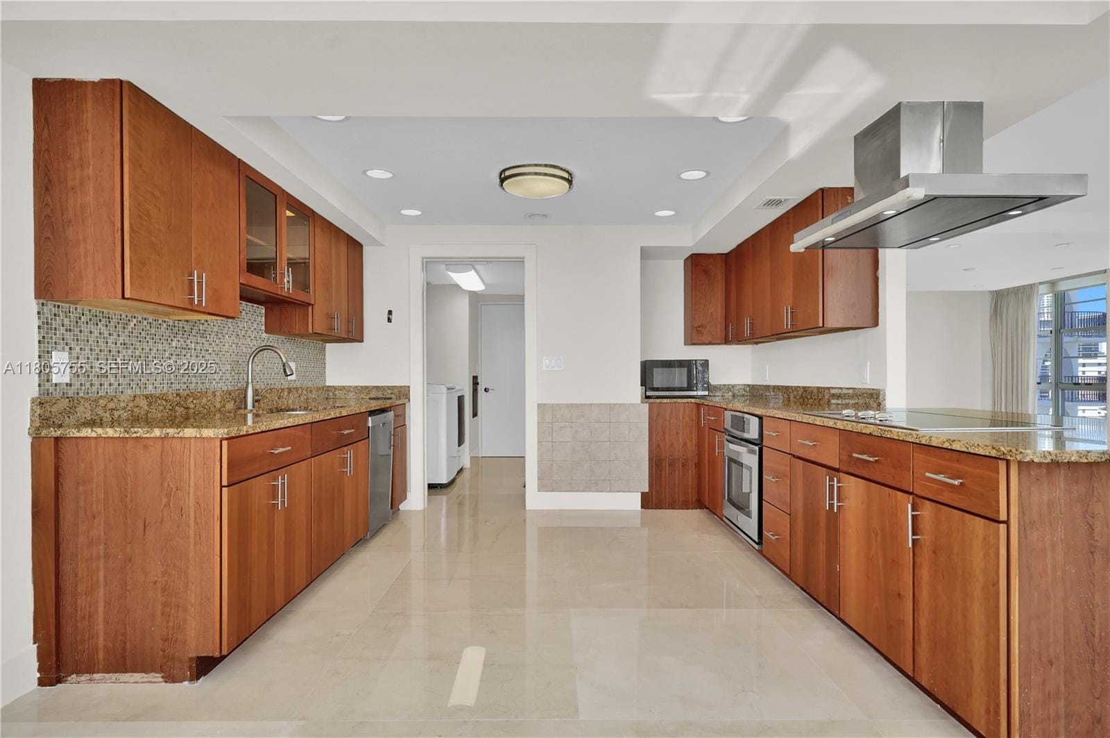 5660 Collins Avenue 15B, Miami Beach, FL 33140 photo 4