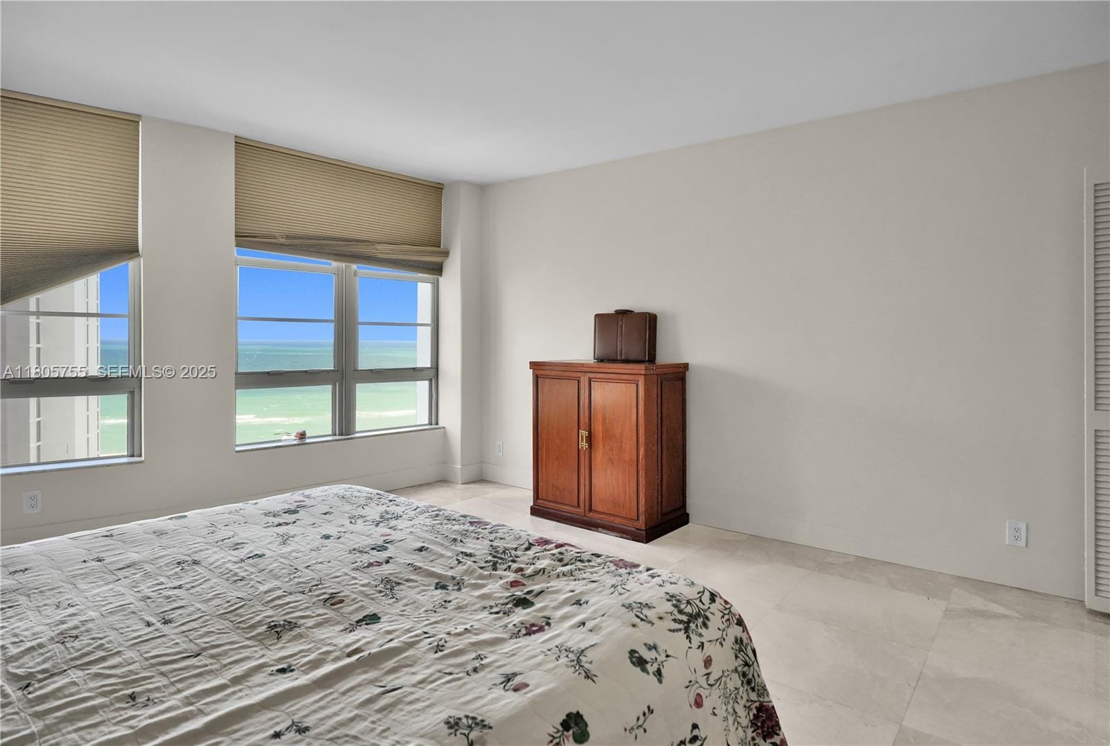 5660 Collins Avenue 15B, Miami Beach, FL 33140 photo 8
