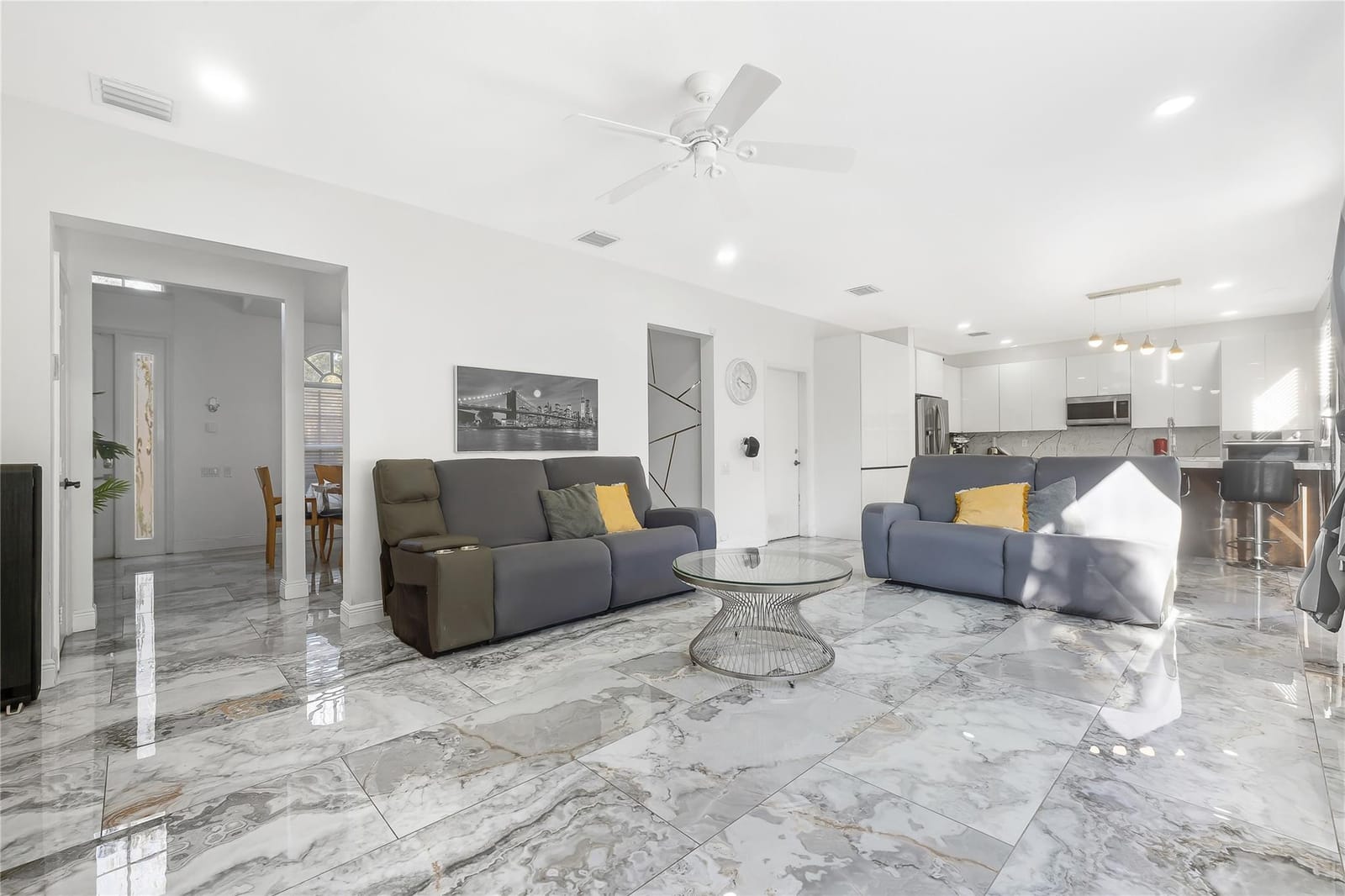 9526 NW 52nd Place — photo 3