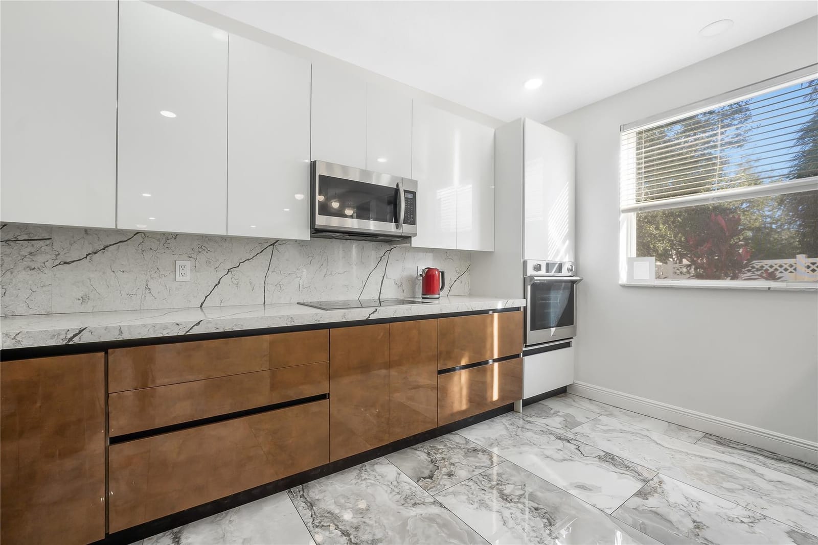 9526 NW 52nd Place — photo 8