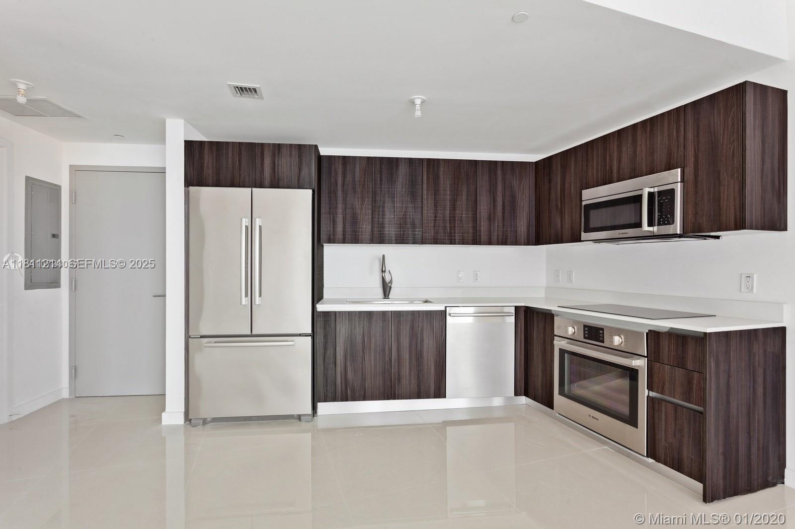 488 NE 18th Street 501 — photo 12