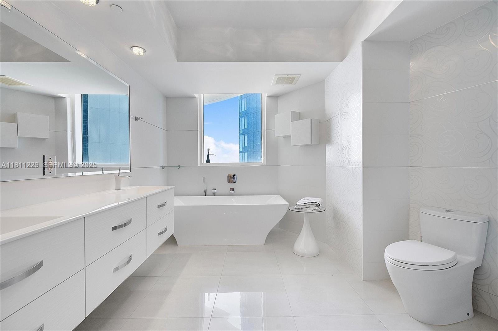 17201 Collins Avenue 1205, Sunny Isles Beach, FL 33160 photo 13