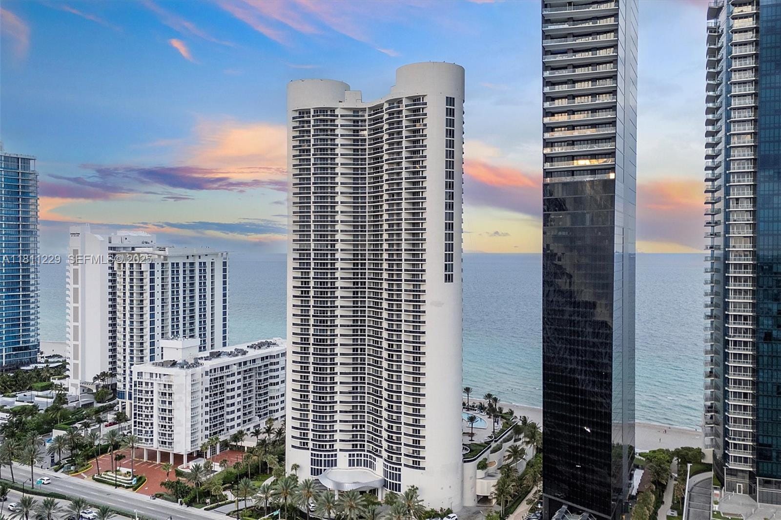17201 Collins Avenue 1205, Sunny Isles Beach, FL 33160