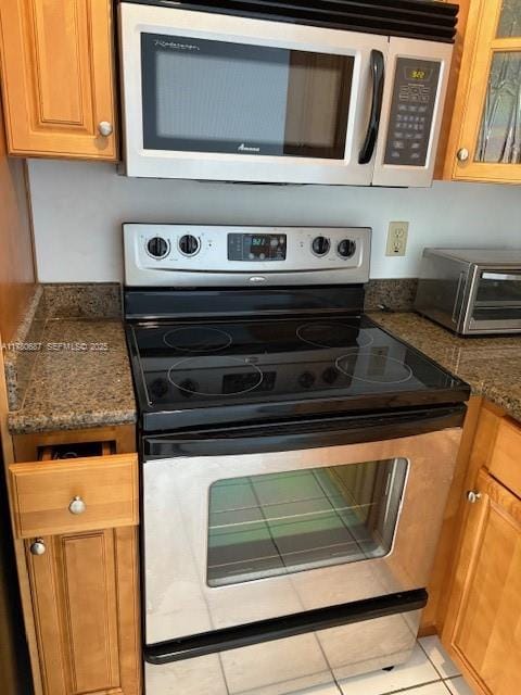 6720 NW 166th Terrace 401 — photo 8