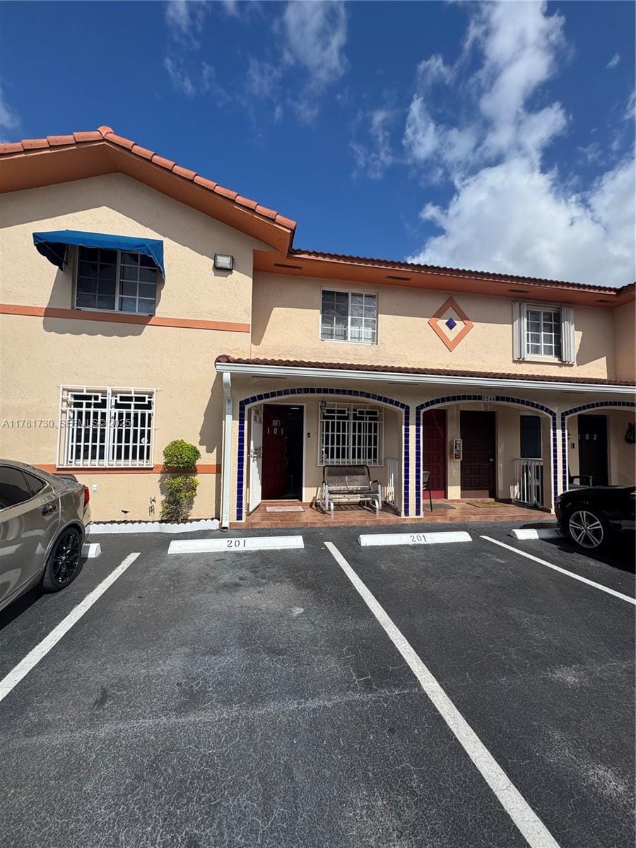 2246 W 74th Street 101-10, Hialeah, FL 33016
