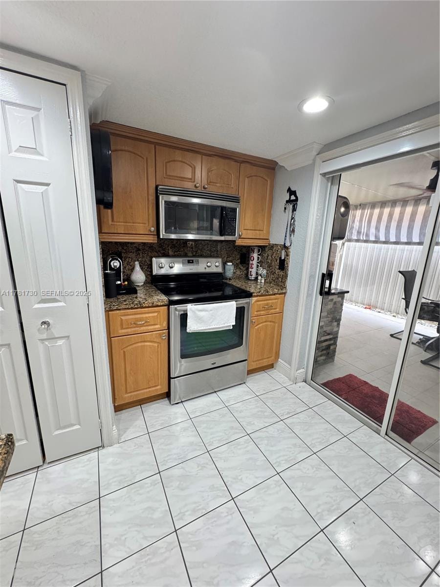 2246 W 74th Street 101-10, Hialeah, FL 33016 photo 22