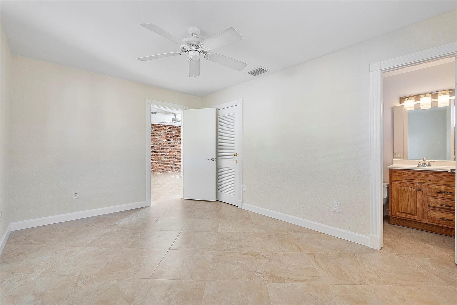 108 NE 30th Street, Wilton Manors, FL 33334 photo 15
