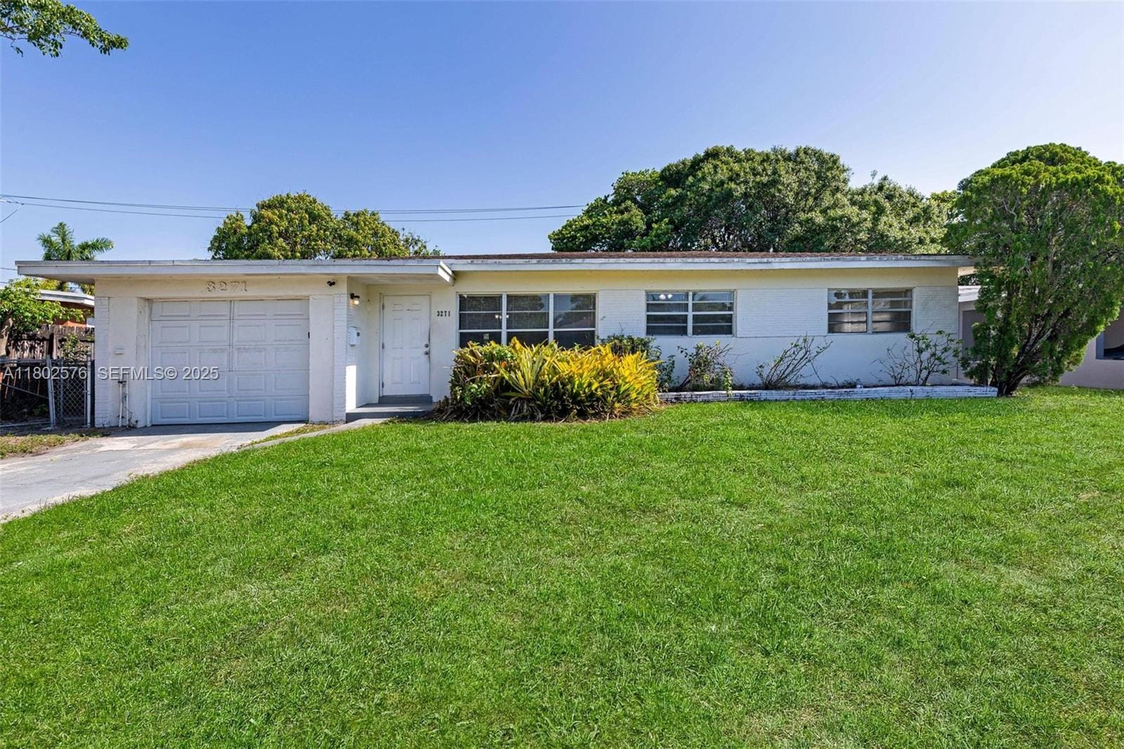 3271 Auburn Boulevard, Fort Lauderdale, FL 33312